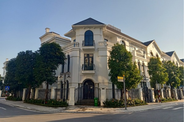BÁN LIỀN KỀ GÓC SAO BIỂN - ĐỐI DIỆN SHOP TMDV