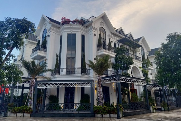 BIỆT THỰ HẢI ÂU 2-135 (GÓC 244.6m)
