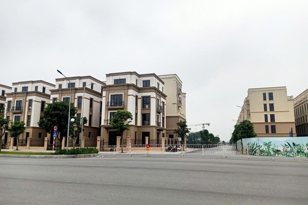 HOÀNG GIA 7-01 ĐƠN LẬP GÓC MẶT HỒ - GLOBAL GATE