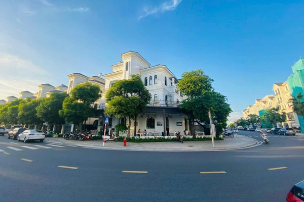 SAO BIỂN 18-27 (MẶT HỒ, GÓC) QUÁN NGON MIỀN TÂY TẠI VINHOMES OCEAN PARK