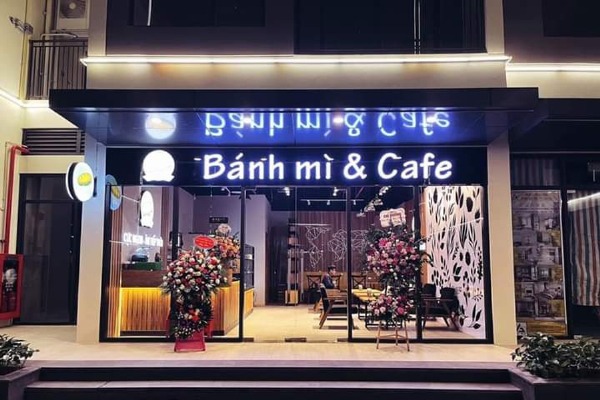 SHOP S1-01.01.S15 | BÁNH MỲ & CAFFE