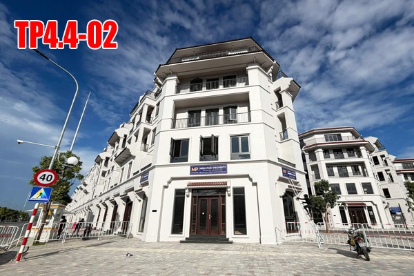 TP4.4-02 SHOPHOUSE GÓC, 3 MẶT ĐƯỜNG, ĐỐI DIỆN VINCOM